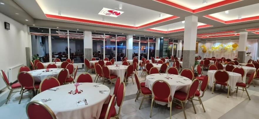 Kompleksi Cfn Albania Bucimas Esterno foto