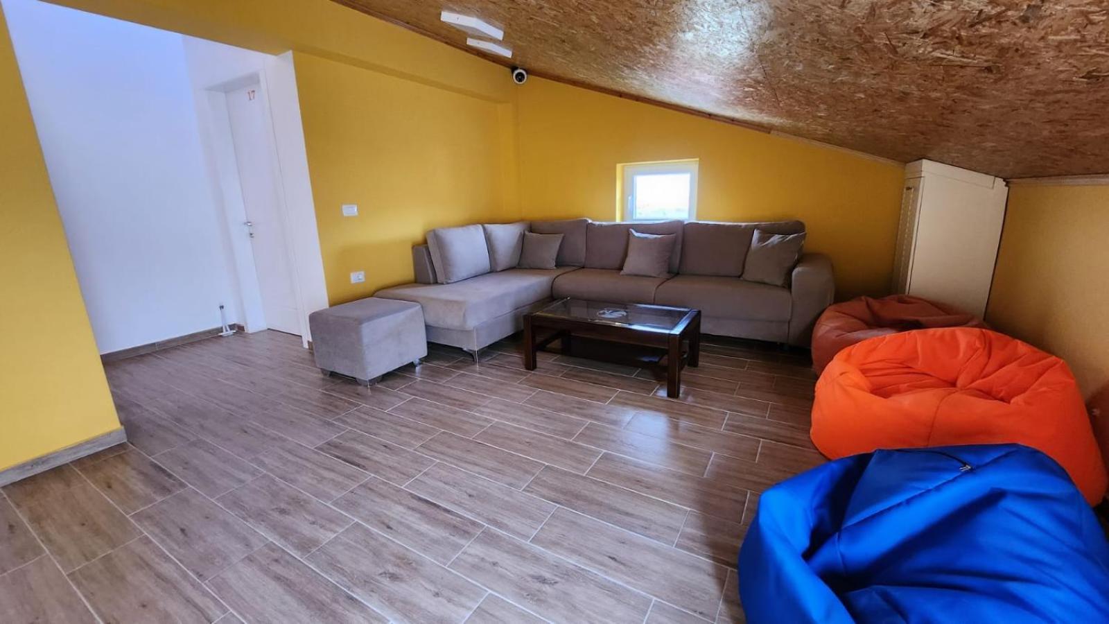 Kompleksi Cfn Albania Bucimas Esterno foto